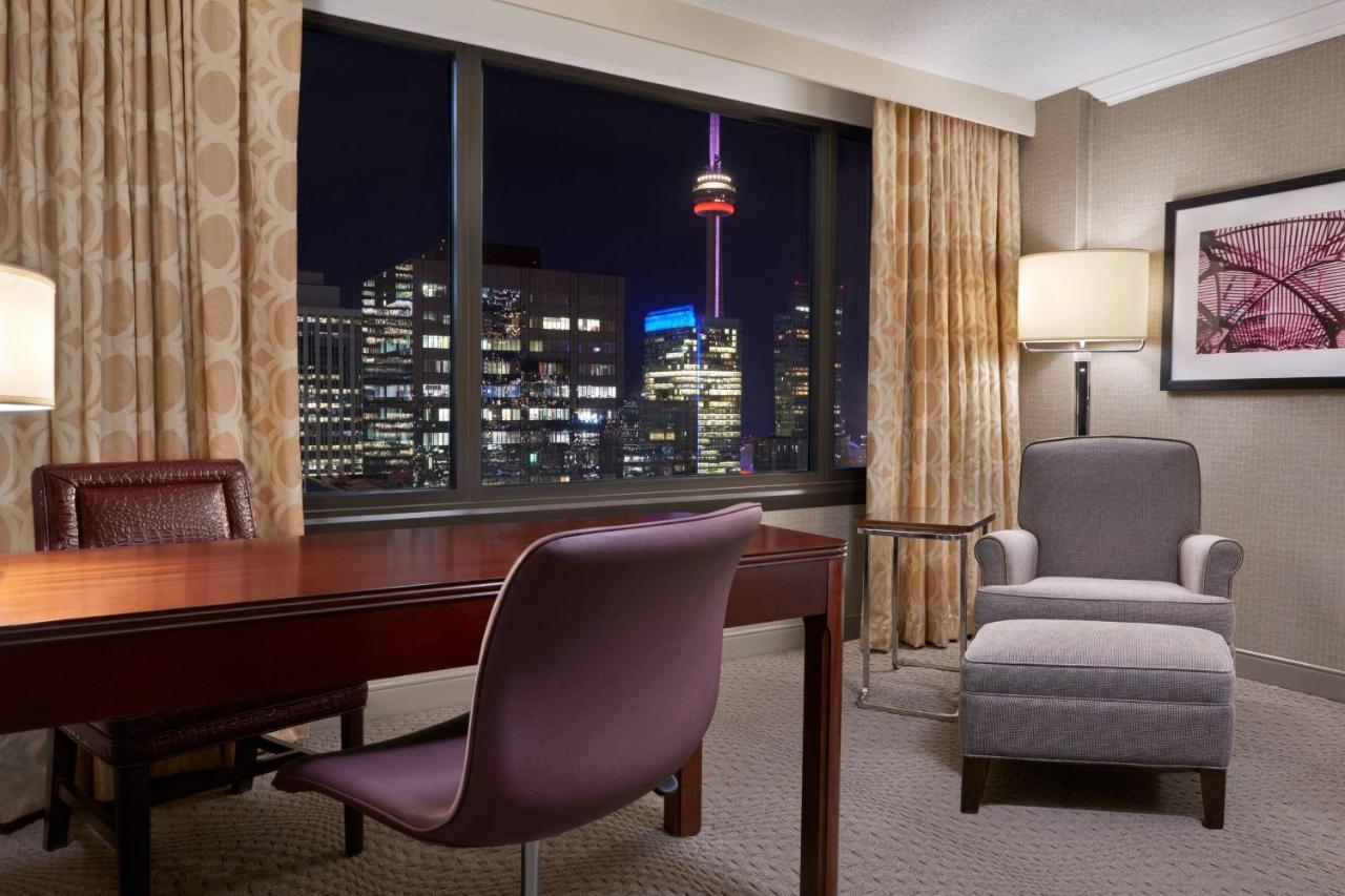 Sheraton Centre Toronto Hotel Екстер'єр фото