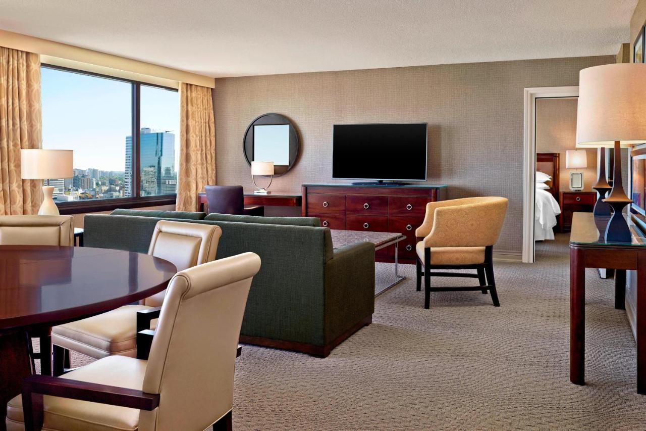Sheraton Centre Toronto Hotel Екстер'єр фото